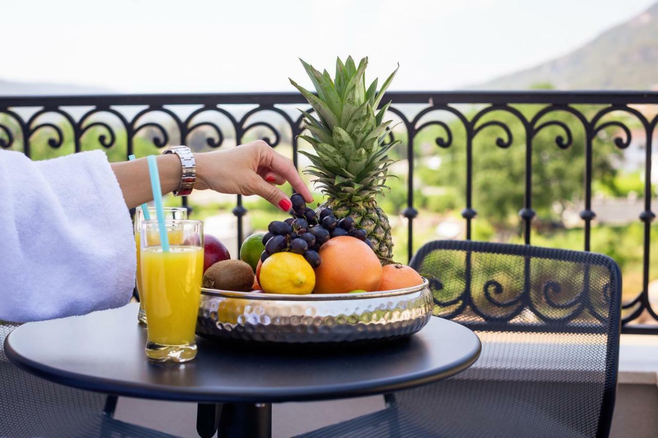 Avanti Hotel & Spa Будва Экстерьер фото